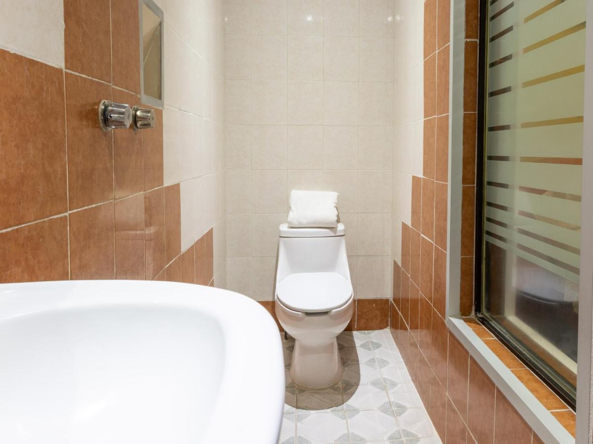 Hotel Vista Alegre เม็กซิโกซิตี้ ภายนอก รูปภาพ