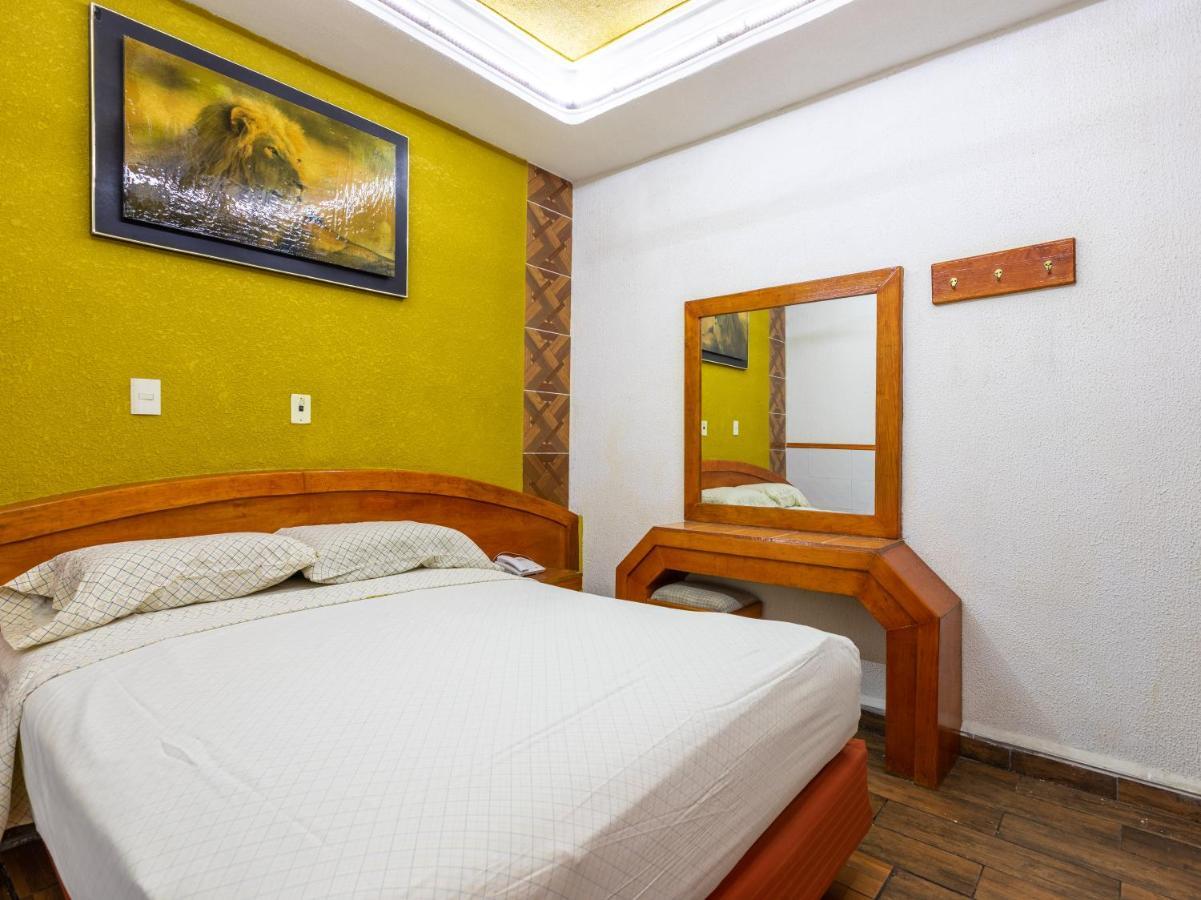 Hotel Vista Alegre เม็กซิโกซิตี้ ภายนอก รูปภาพ